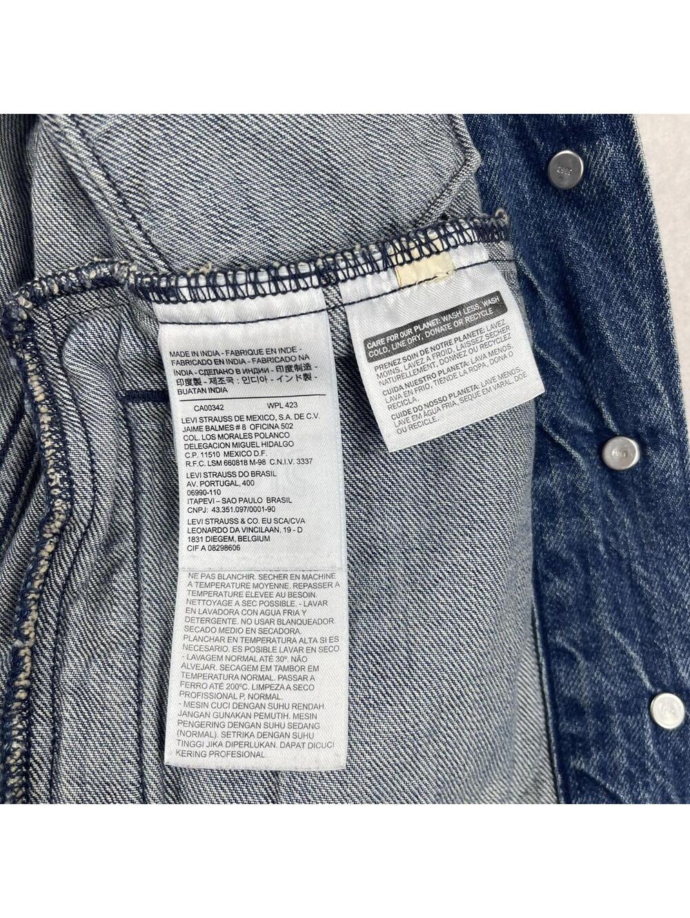 Levi Denim Blue Jean Trucker Jacket Women's XS Distressed - Flap Pockets - Picture 8 of 10